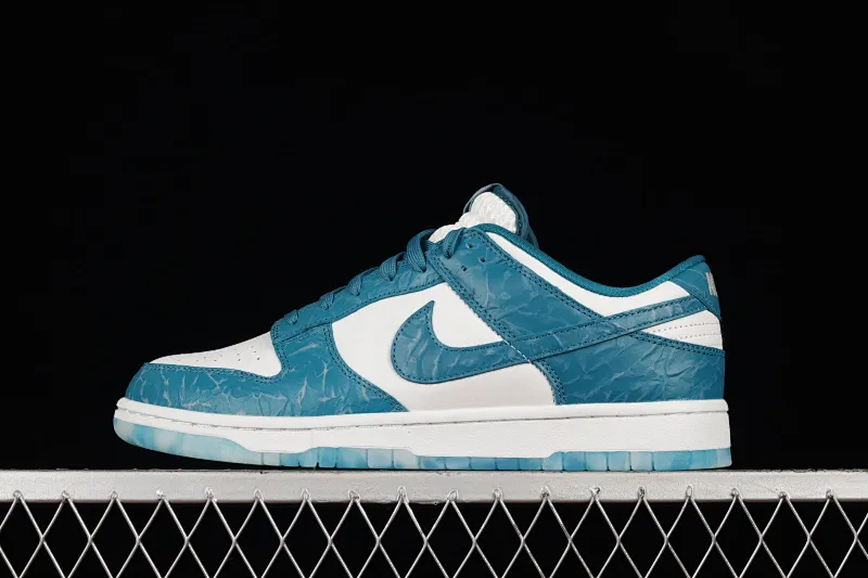 All categories Nk SB Dunk series Nk SB Dunk Low low-top sneakers Nk Dunk Low "Ocean" blue ocean SB smashed backboard fashion casual sneakers DV3029-100